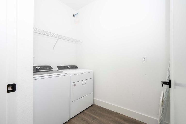 Room 3, Newly Built Disney Stay 4BR With Private Pool, Osceola