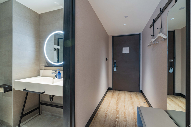 Bathroom 3, Hanting Hotel Langfang Guangyang Road, Langfang