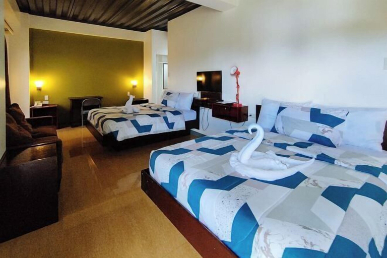 RedDoorz @ LQJ Hotel Old Buswang Kalibo, San Fernando, Romblon