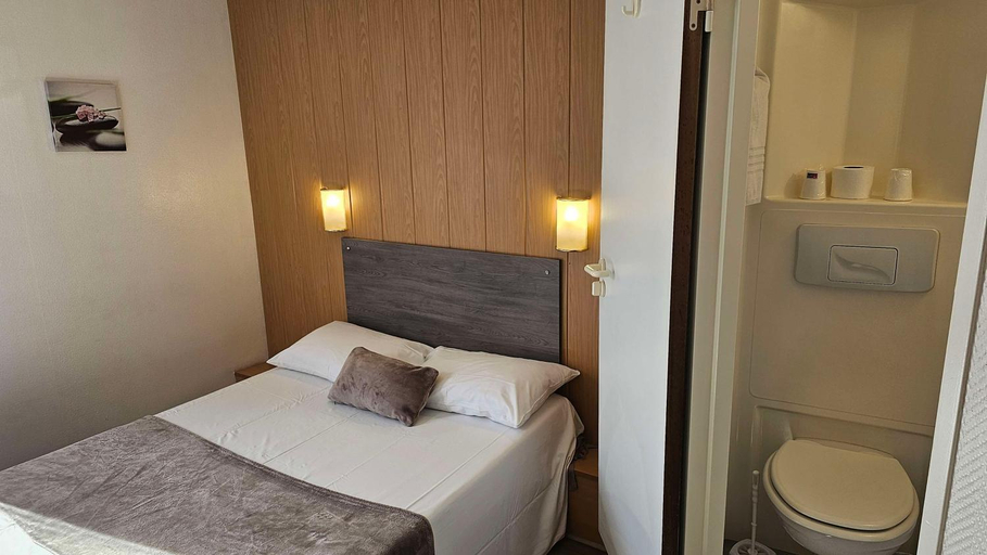 Bedroom 3, Fasthotel Pau - Lescar, Pyrénées-Atlantiques