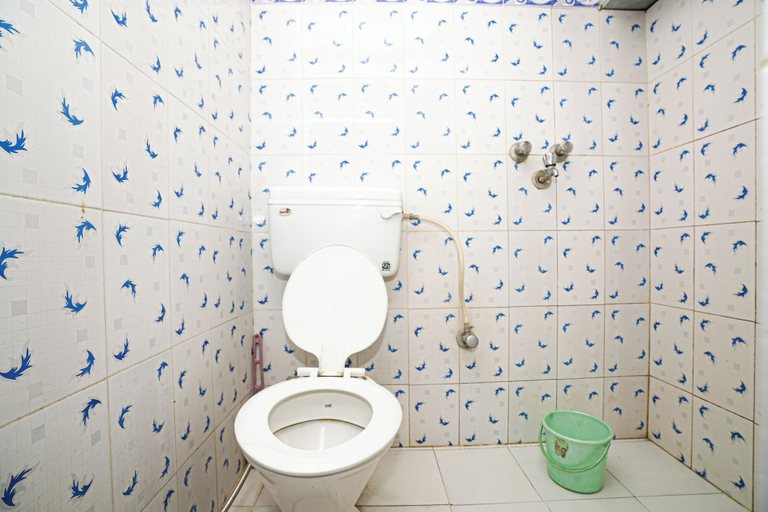 Bathroom 4, Nukkad Guest House Near Lake Pichola, Udaipur