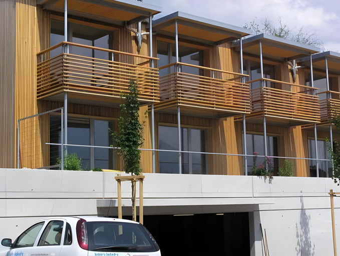 Exterior 6