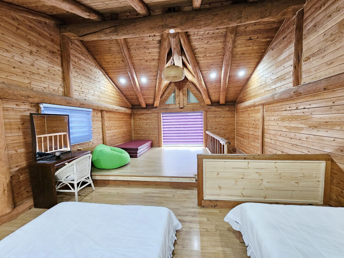 Bedroom 2, Tree Story Pension, Seogwipo