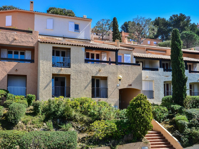 Exterior 3, Apartment for a Family, Var