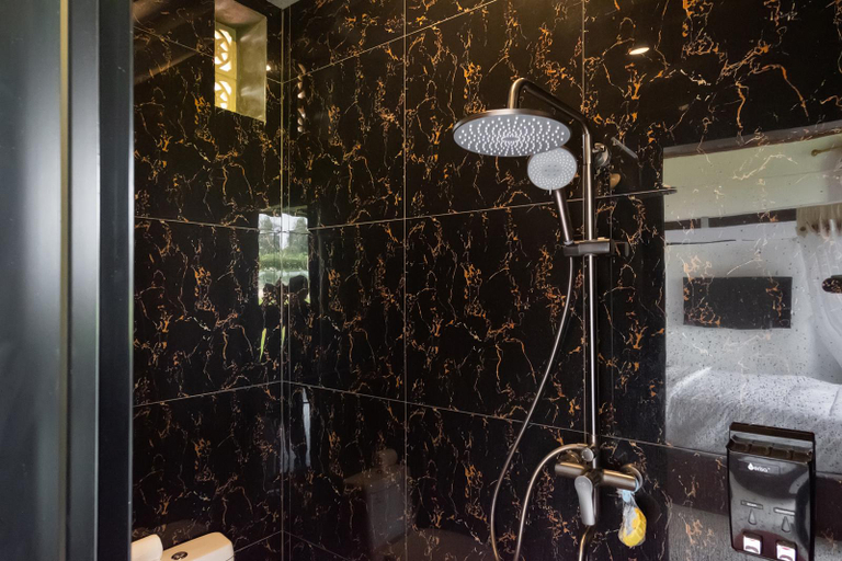 Bathroom 6