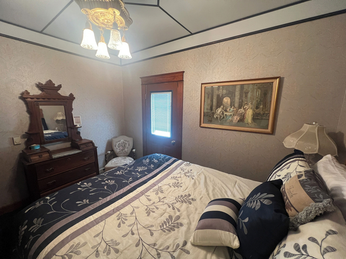 Bedroom 8