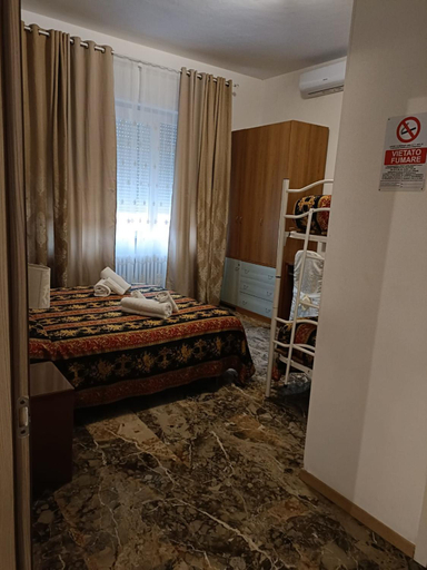 Bedroom 21