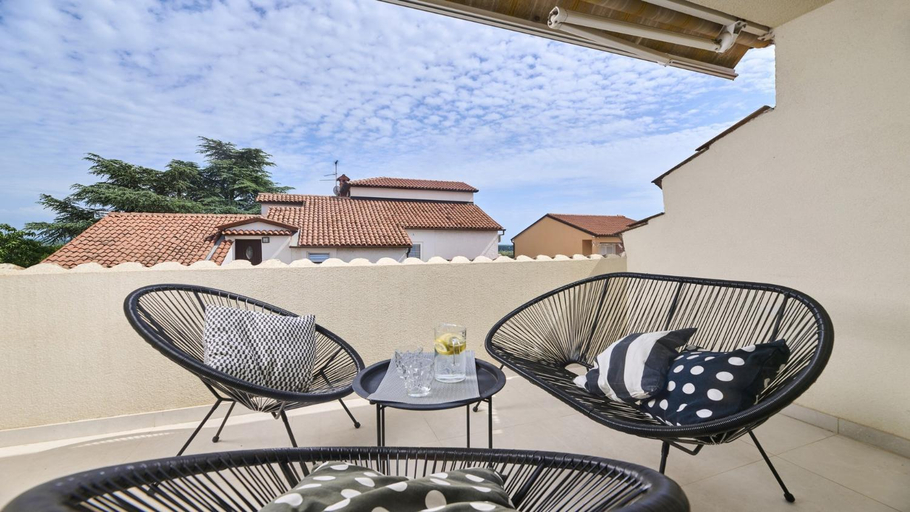 Others 2, Apartment Iriska, Novigrad