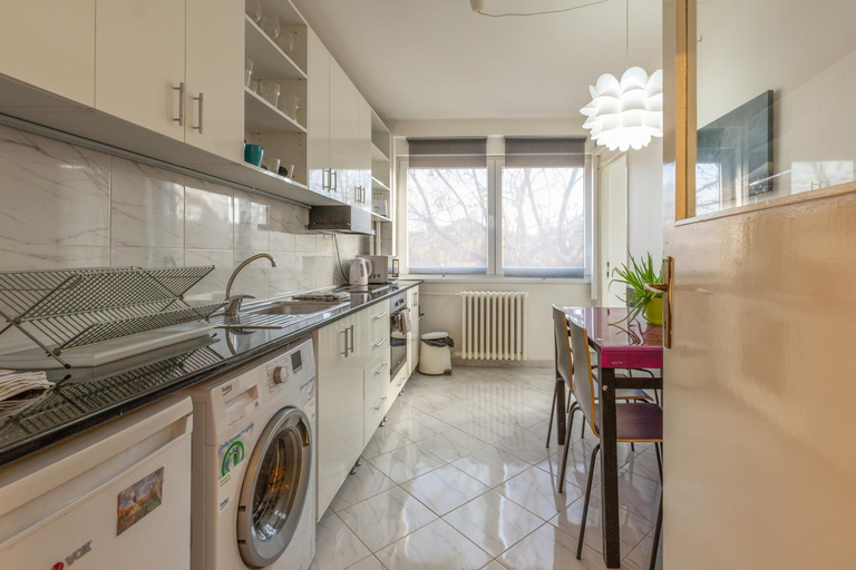 Facilities 3, King Marko Apartment (65m2), Belgrade