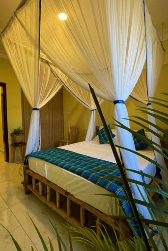 bedroom 12