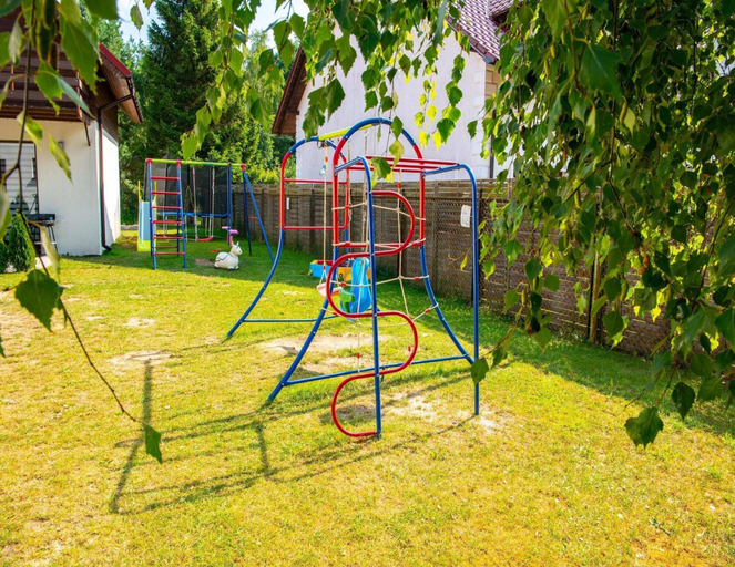 Children's area 2, Comfortable Ground Floor Apartment, Summer Pool, Sławno