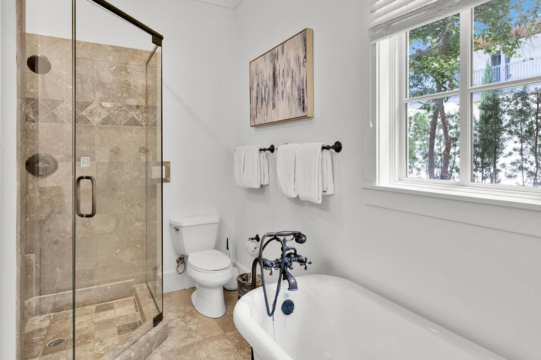 Bathroom 5, Casa del Mar, Walton