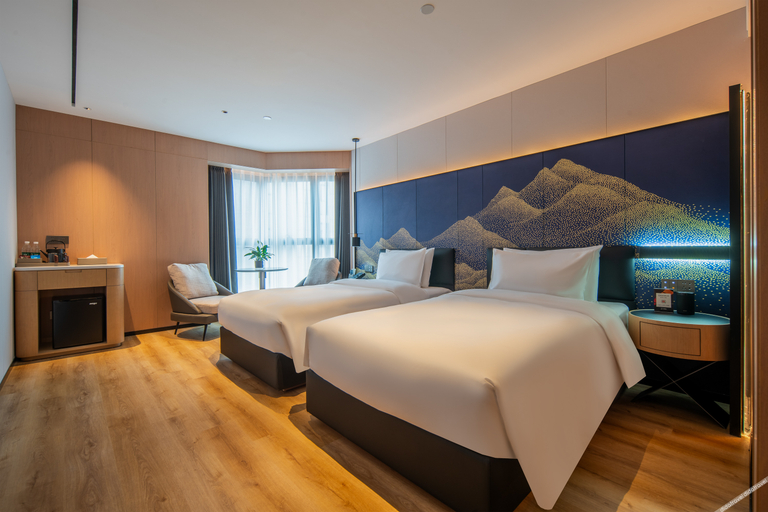 Bedroom 2, Rezen Hotel Xinxiang East Railway Station Pingyuan Road, Xinxiang