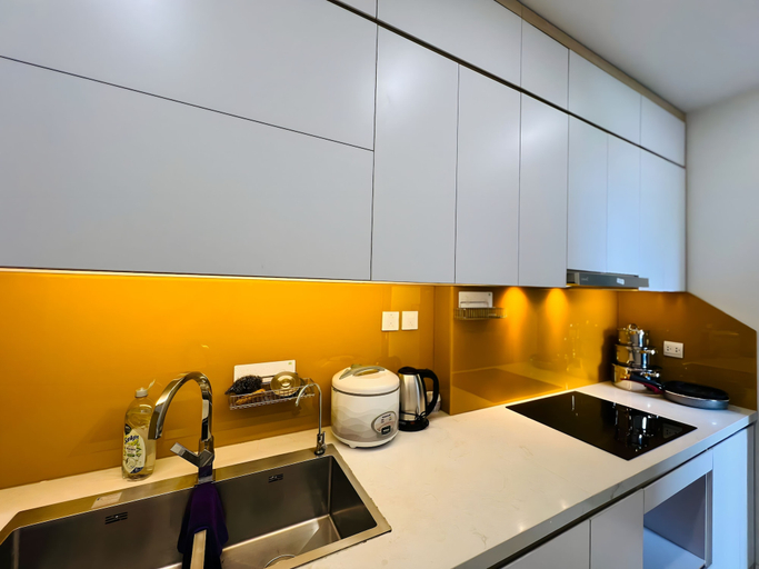 Dining Room 24