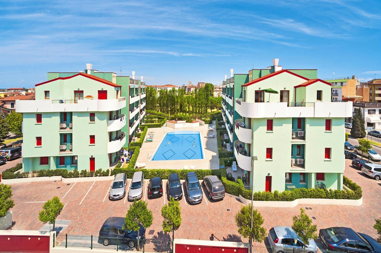 Primary image