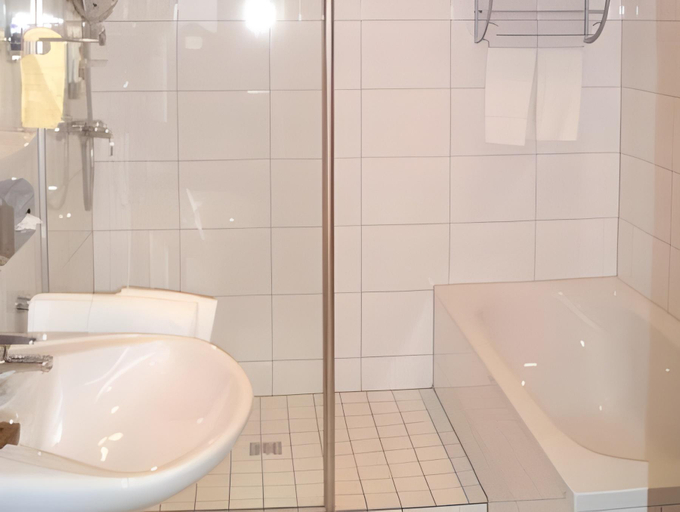 Bathroom 6