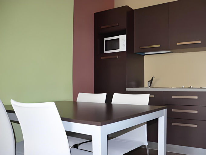 Dining Room 18
