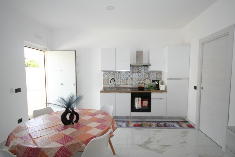 Others 2, B&B LuxHome, Catanzaro