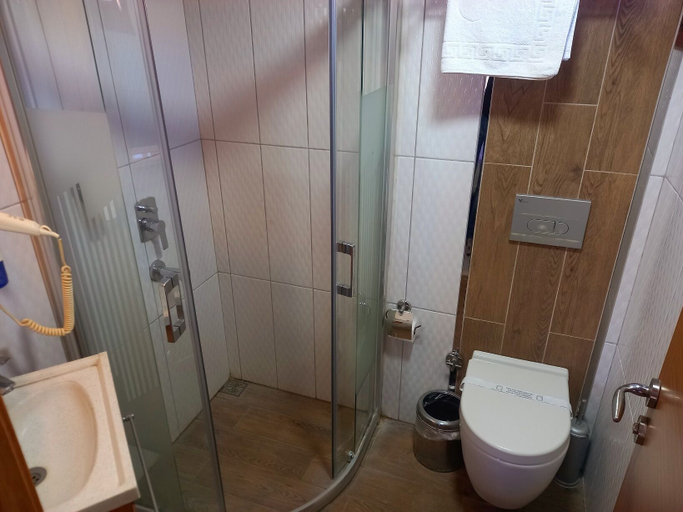 Bathroom, Otel Safran Palas, Foça