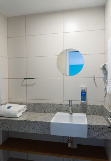 Bathroom 3, Roomo Transamerica Recife Parque do Cais, Recife