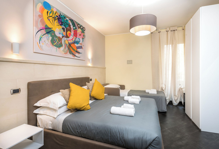 Bedroom 2, Cardinal Inn, Rome