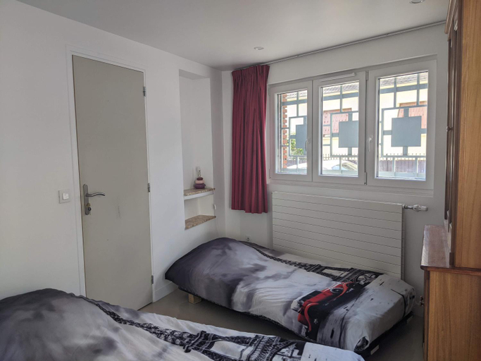 Others 3, House 20 min from Paris by metro, free parking, Val-de-Marne