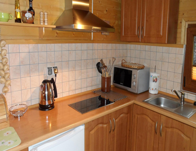 Private kitchen, Holiday House in Sarbinowo Near Baltic Beach, Koszalin
