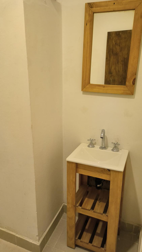 Bathroom 2, Parque Suites, Capital