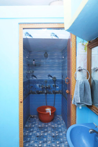 Bathroom 4, Pondy Breeze, Viluppuram