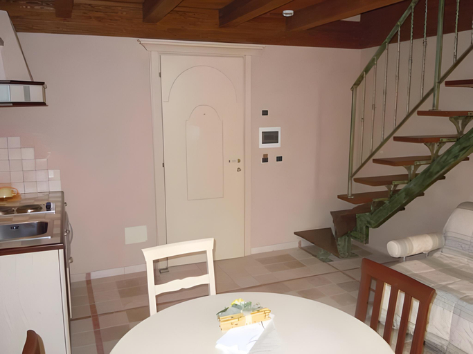 Dining Room 14