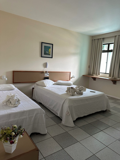 Bedroom 4, Hotel Paraiso Tropical, Alcobaca