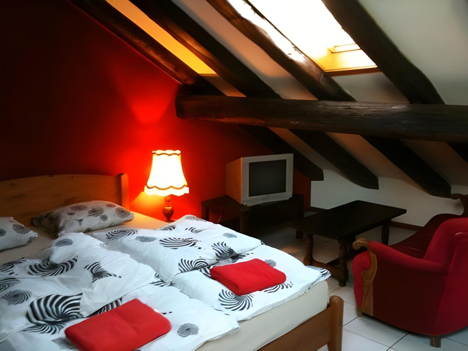 Bedroom 10