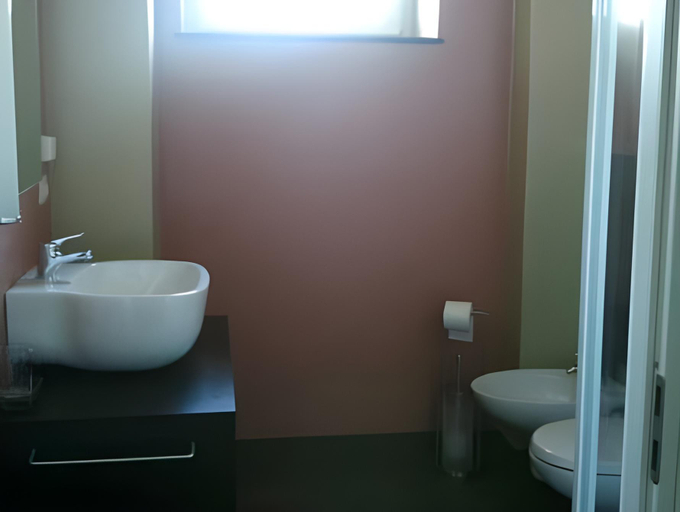 Bathroom 12