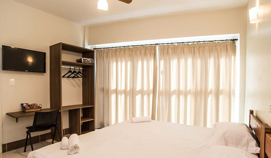 Bedroom 5, Hotel Fenix, Assis