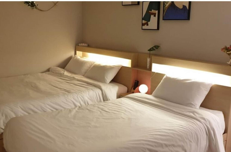 Bedroom 25