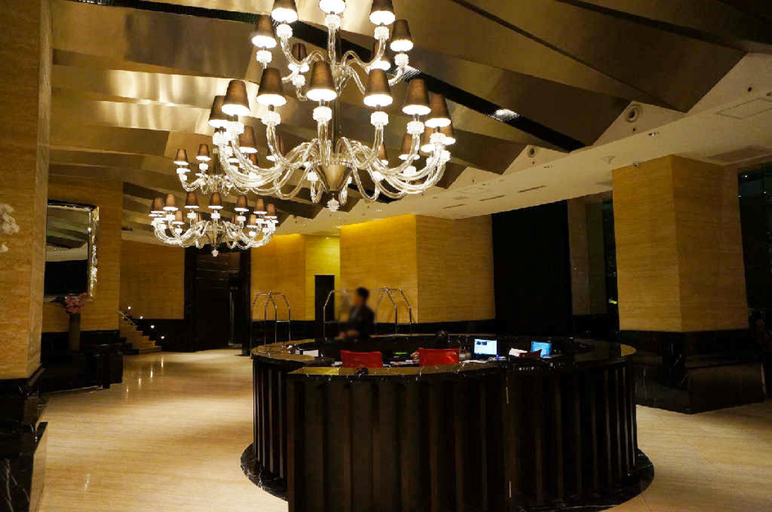 Food & Drinks, 45th The Gramercy Residences, Makati City