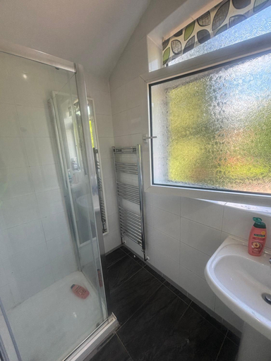 Bathroom, Precise Homes Ltd, Wolverhampton