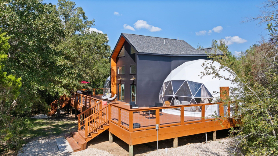 Exterior & Views 2, Zenfulcove, Bastrop
