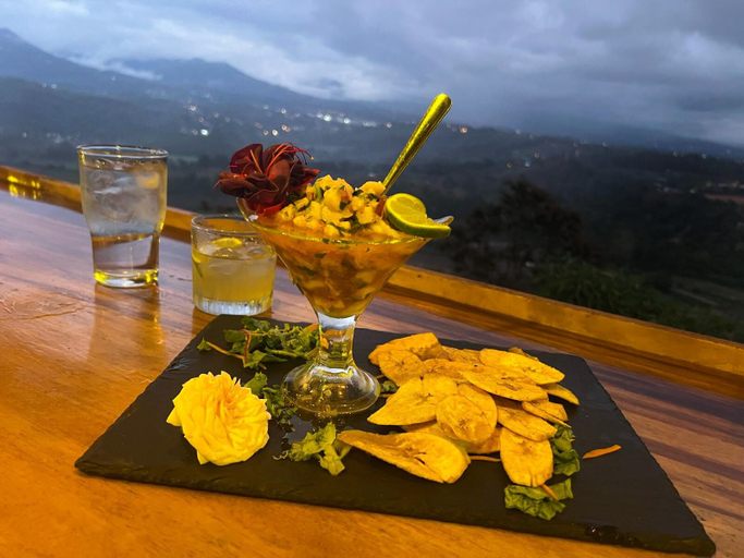Food & Drinks 5, Casa de los Kobiera, Pérez Zeledón