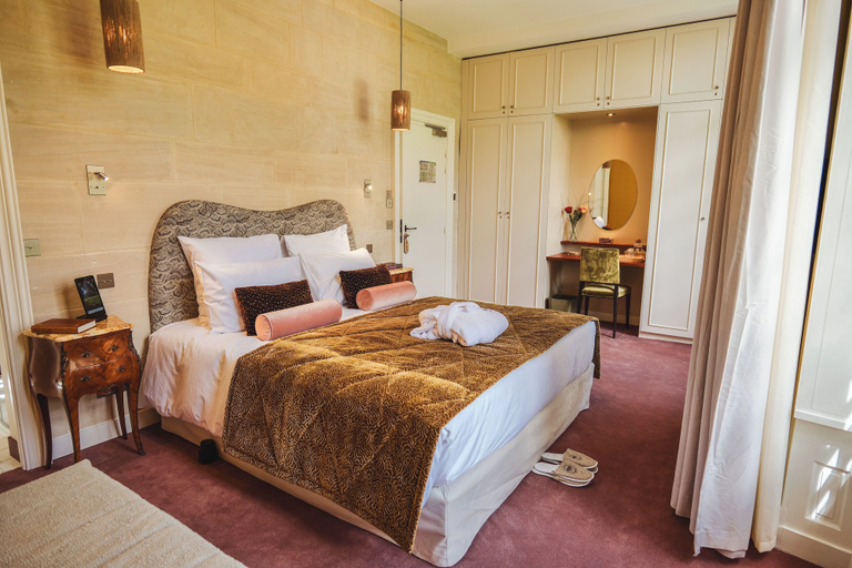 Bedroom 3, Château Hôtel - Domaine de Coeurmandie, Calvados