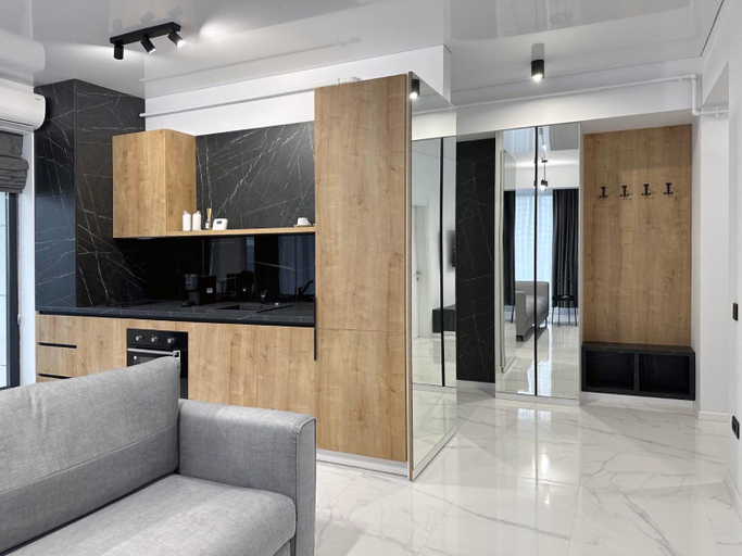 Kitchen 2, Koya Tower by the Lake Apartments, Constanta