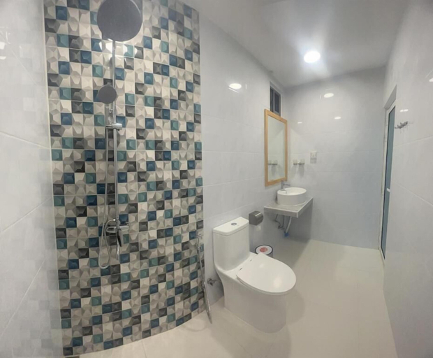 Bathroom 3, Ramzu Villa