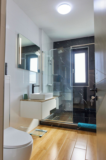Bathroom 4, Dream Mamaia North, Navodari