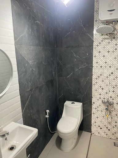 Bathroom, Rumahtata Homestay - 2, Banyumas
