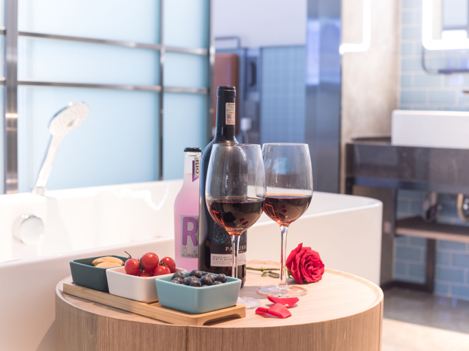 Food & Drinks 5, Echarm Hotel Yangzhou Yizheng Bus Station Baoneng Plaza, Yangzhou