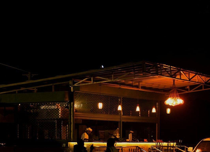Food & Drinks 3, Coyote Haven Bridge Hotel, Dagoretti North