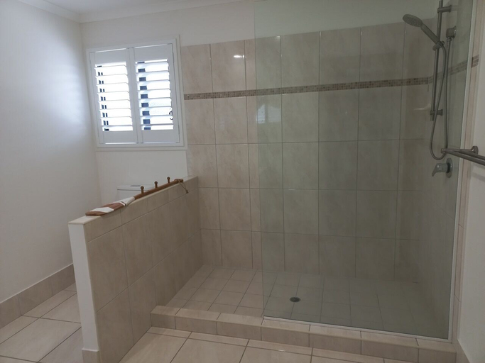 Bedroom 3, Noosa Buoys, Noosa Bal