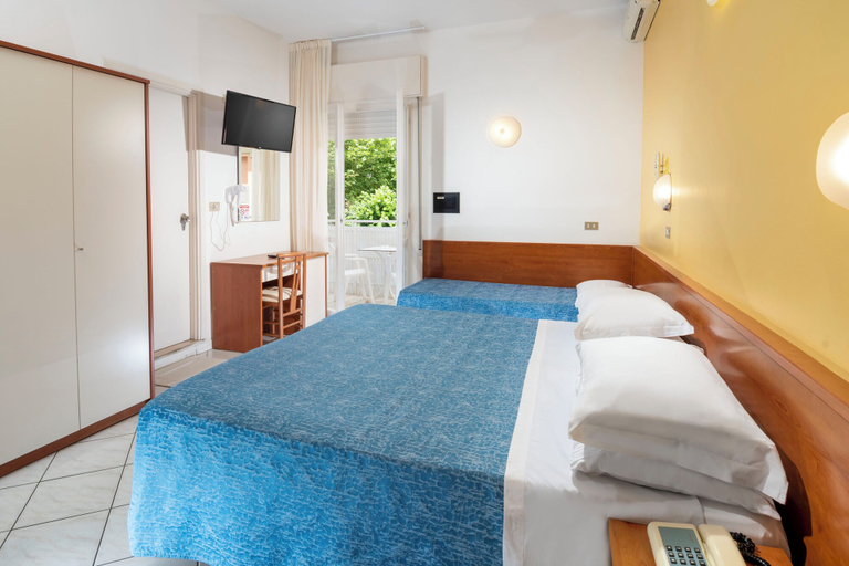 Bedroom 4, Hotel Odeon, Ravenna