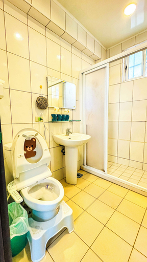 Bathroom 4, 31 Homestay, Nantou