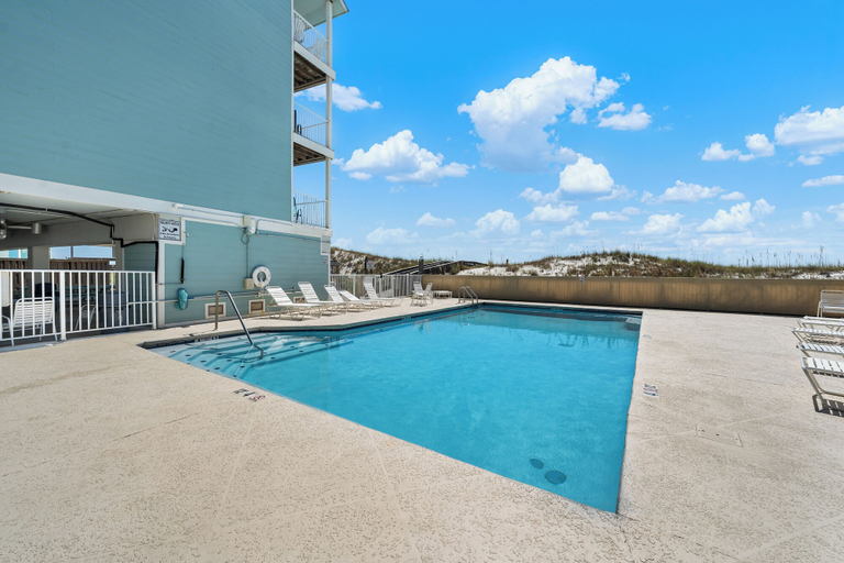 Sport & Beauty 5, Romar Beach 203, Baldwin